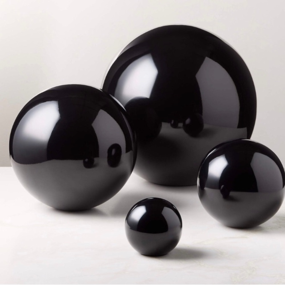 Gazing Ball| Weighted Black Orb Decorative Object